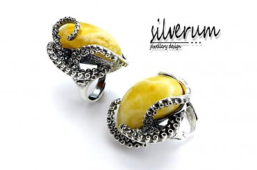 OŚMIORNICA PIERŚCIONEK - www.silverum.com.pl #biżuteria #pierścionek #biżuteria srebrna #biżuteria z bursztynem #sklep internetowy #biżuteria #srebro #Gdańsk #artystyczna biżuteria #wyroby #jubilerskie #wisiorek #bransoletka #kolczyki