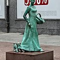 Toruń - pomnik piernikarki